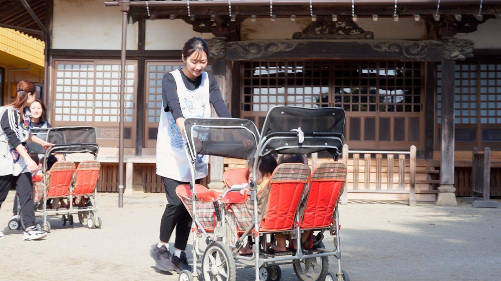 採用情報